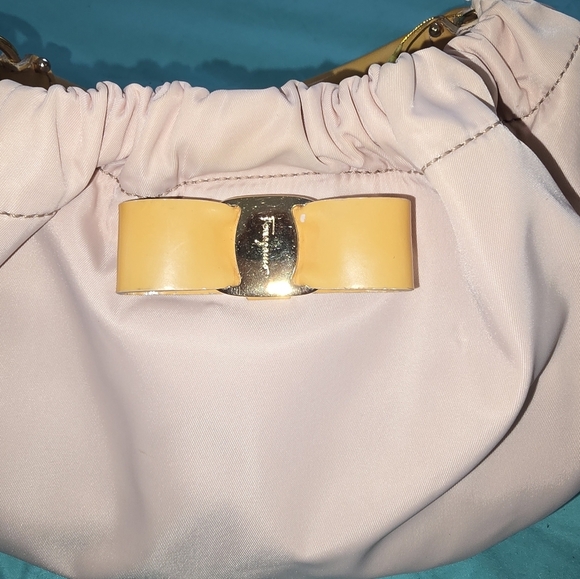 Salvatore Ferragamo Cream and Gold Shoulder Bag with Ruched Design - Picture 2 of 10